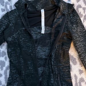 LULULEMON define jacket